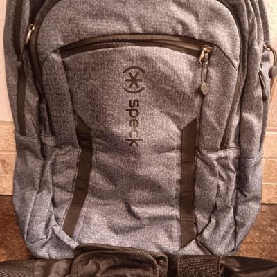 BABY LOCK CANVAS BAG ON 2 WHEELS, BACKPACK AND 2 SMALLER DUFFLE BAGS