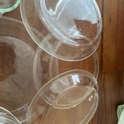 7 piece Pyrex Glass Baking Dishes