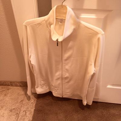 GALLERY WOMEN SOFT LEATHER COAT AND TCM FLEECE JACKET