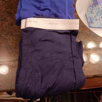 LADIES LL BEAN INSULATED JEANS (20W) AND REGULAR JEANS (18W), WOOL SOCKS, TURTLE NECKS (L) AND LONG UNDERWEAR
