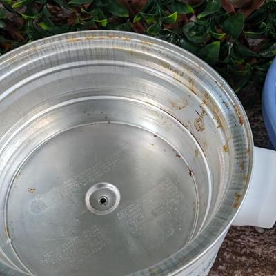 Vintage Rival Crockpot Blue 5 Quart Slow Cooker With Removeable Stoneware Clear Plastic Lid