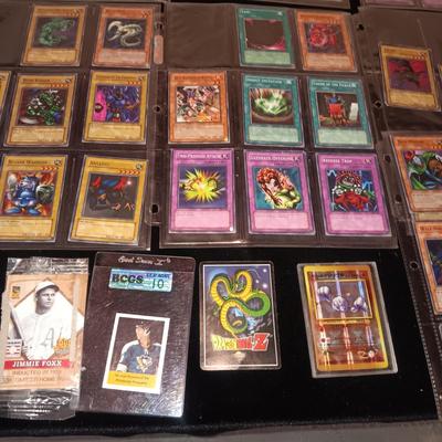 LARGE COLLECTION OF KONAMI Yu-Gi-Uh! TRADING CARDS
