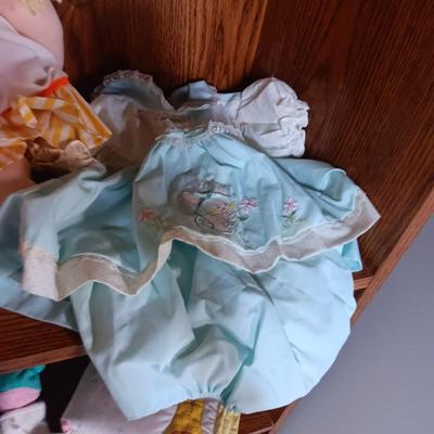 CABBAGE PATCH DOLL WITH BLANKETS AND 1 OUTFIT