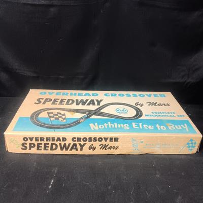 MARX OVERHEAD CROSSOVER SPEEDWAY
