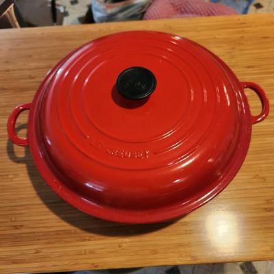Le Creuset 32 Cast Iron Shallow Casserole Pan w Lid
