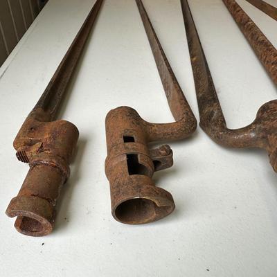 Antique Rifle Bayonets