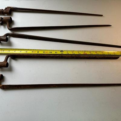Antique Rifle Bayonets