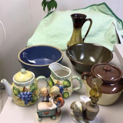 Pottery Lot 2