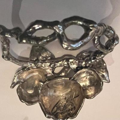 1995 Arthur Court Metal Napkin Ring Apple Design