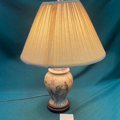 Round Vase Table Lamp