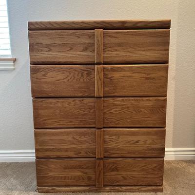 SOLID WOOD 5 DRAWER CHEST