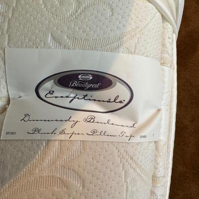 WOW! YOU'LL THINK YOU'VE GONE TO HEAVEN IN THIS QUEEN BED