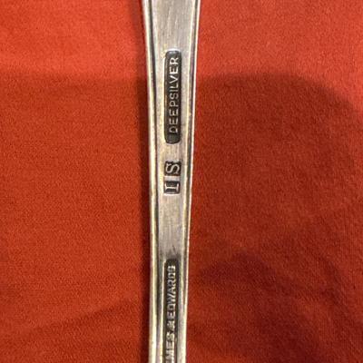 Holmes & Edward’s I S DEEP SILVER 85 Grams SPOON