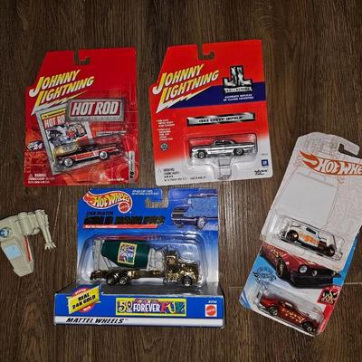 Sealed Vintage Hot Wheels Johnny Lightning Diecast