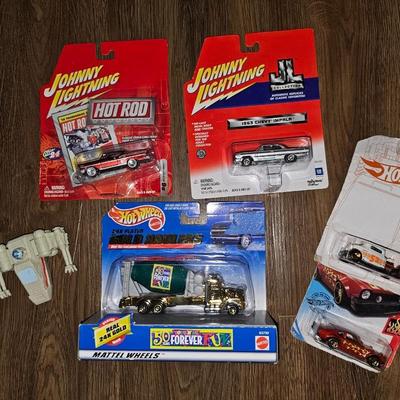Sealed Vintage Hot Wheels Johnny Lightning Diecast