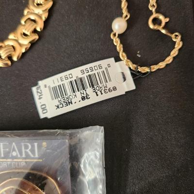 6 Piece Trifari Jewelry Lot Necklaces Earrings w tags