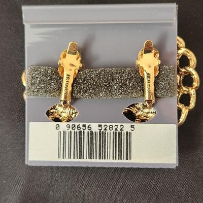 6 Piece Trifari Jewelry Lot Necklaces Earrings w tags