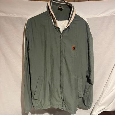 Men's Patagonia, Nike, Adidas & More Outerwear Sizes M/L (BBC-MG)