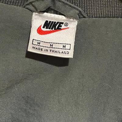 Men's Patagonia, Nike, Adidas & More Outerwear Sizes M/L (BBC-MG)
