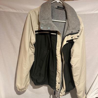 Men's Patagonia, Nike, Adidas & More Outerwear Sizes M/L (BBC-MG)