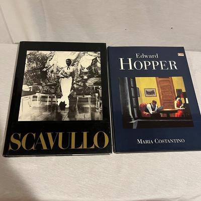 Art Books (BB-MG)