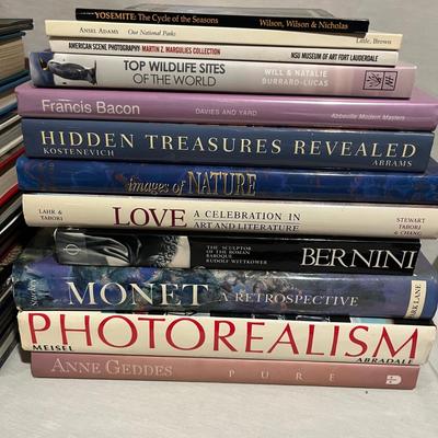Art Books (BB-MG)