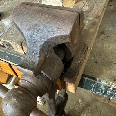 Blacksmith Post Vise (see description)