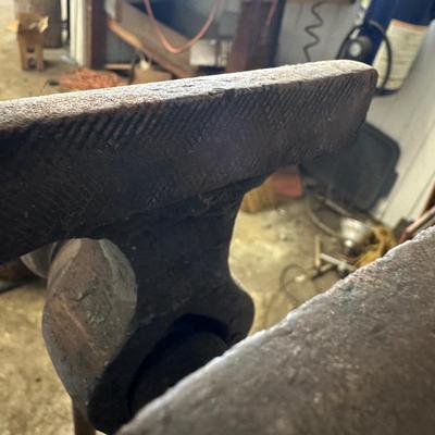 Blacksmith Post Vise (see description)
