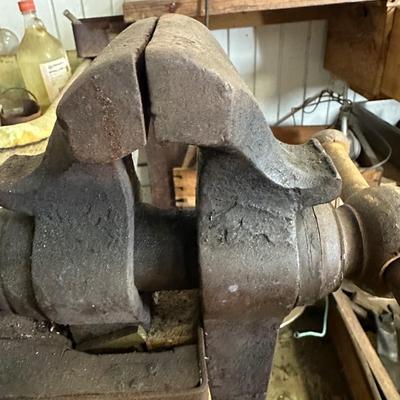 Blacksmith Post Vise (see description)