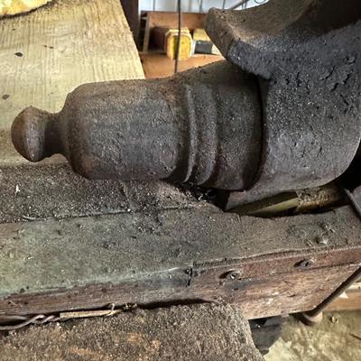 Blacksmith Post Vise (see description)