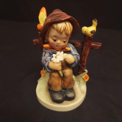 Goebel Charlot Byj Hummel Sleepy Head Figurine and 10 More (DR-BBL)