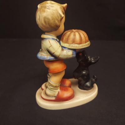 Goebel Charlot Byj Hummel Sleepy Head Figurine and 10 More (DR-BBL)