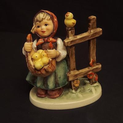 Hummel Figurines Big Housecleaning, Happy Pastime, Goose Girl and more (DR-BBL)