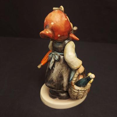 Hummel Figurines Big Housecleaning, Happy Pastime, Goose Girl and more (DR-BBL)