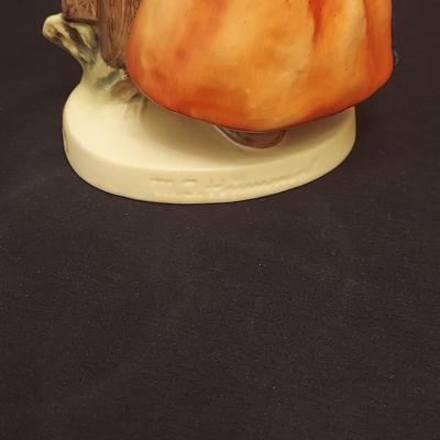 Hummel Figurines Big Housecleaning, Happy Pastime, Goose Girl and more (DR-BBL)