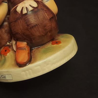 Hummel Figurines Big Housecleaning, Happy Pastime, Goose Girl and more (DR-BBL)