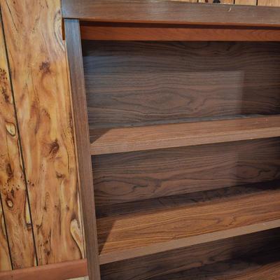Shelf w/Pedestal Legs (BDB-JS)