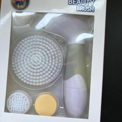 Lot of 7 New NIB Personal Care Items