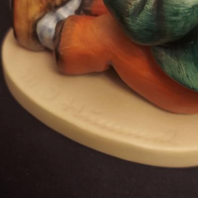 Hummel Just Resting Figurines and more (DR-BBL)