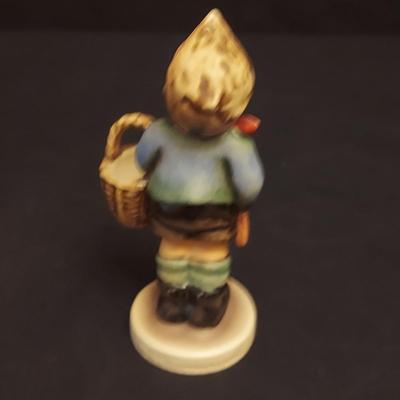 Hummel Just Resting Figurines and more (DR-BBL)