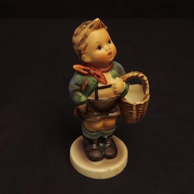 Hummel Just Resting Figurines and more (DR-BBL)