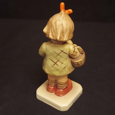 Hummel Just Resting Figurines and more (DR-BBL)