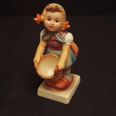 Hummel Just Resting Figurines and more (DR-BBL)