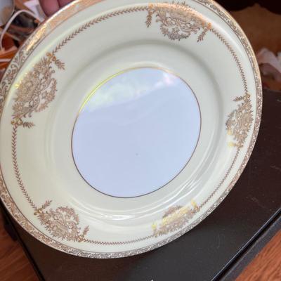 Noritake Bancroft 5481 Gold Trim China - 102 Pc. 12 Person Setting