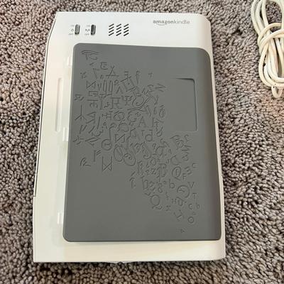 Amazon Kindle D00111 Working Great Condition