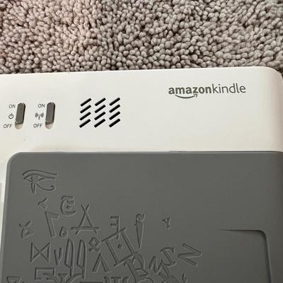 Amazon Kindle D00111 Working Great Condition