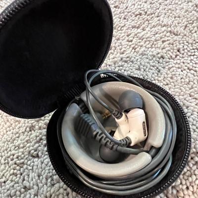 Shure Earbuds w Case - Tested Works