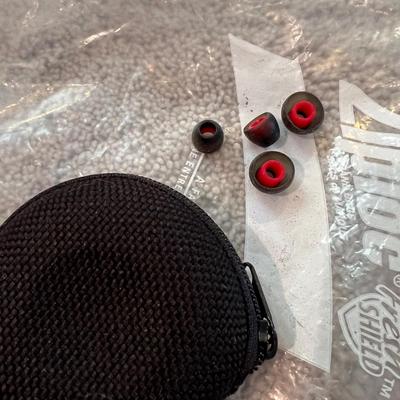 Shure Earbuds w Case - Tested Works