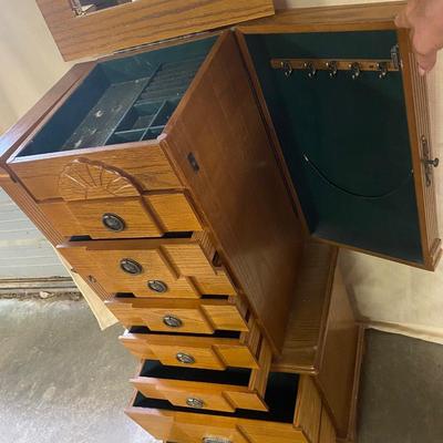 Vintage Jewelry Chest