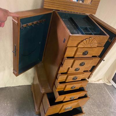 Vintage Jewelry Chest